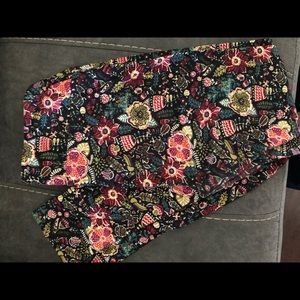 LulaRoe Leggings